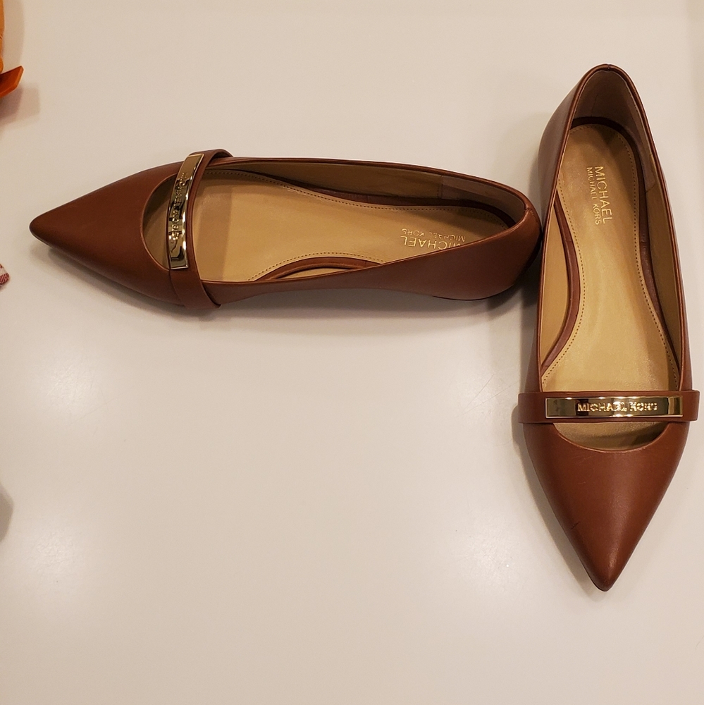 Michael Kors pointed flat shoes